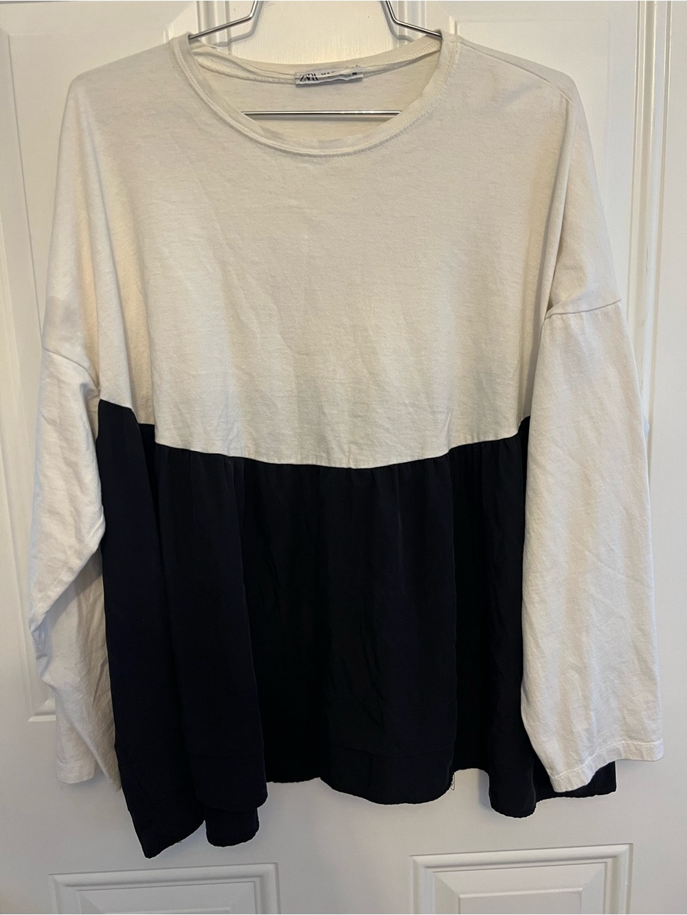 Zara Two-Tone Black and White Long Sleeve Top